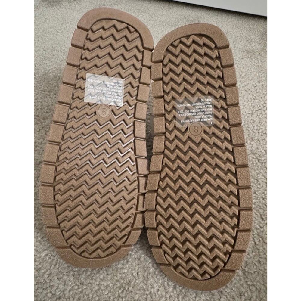 Universal Thread May Boots Womens 8 Tan Faux Suede Fur Lined Memory Foam NWT - Picture 11 of 12